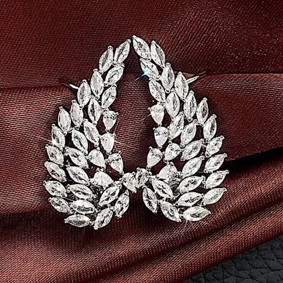 Silver Cubic Zircon Leaf Angel Wing Cuff Earrings - Picture 7 of 8